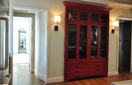 Custom crafted cabinetry (Click for other photos)